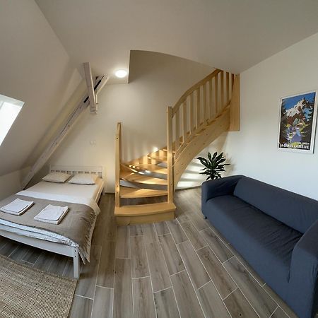 Apartmany Monastery Suites Zirec Dvůr Králové nad Labem 外观 照片