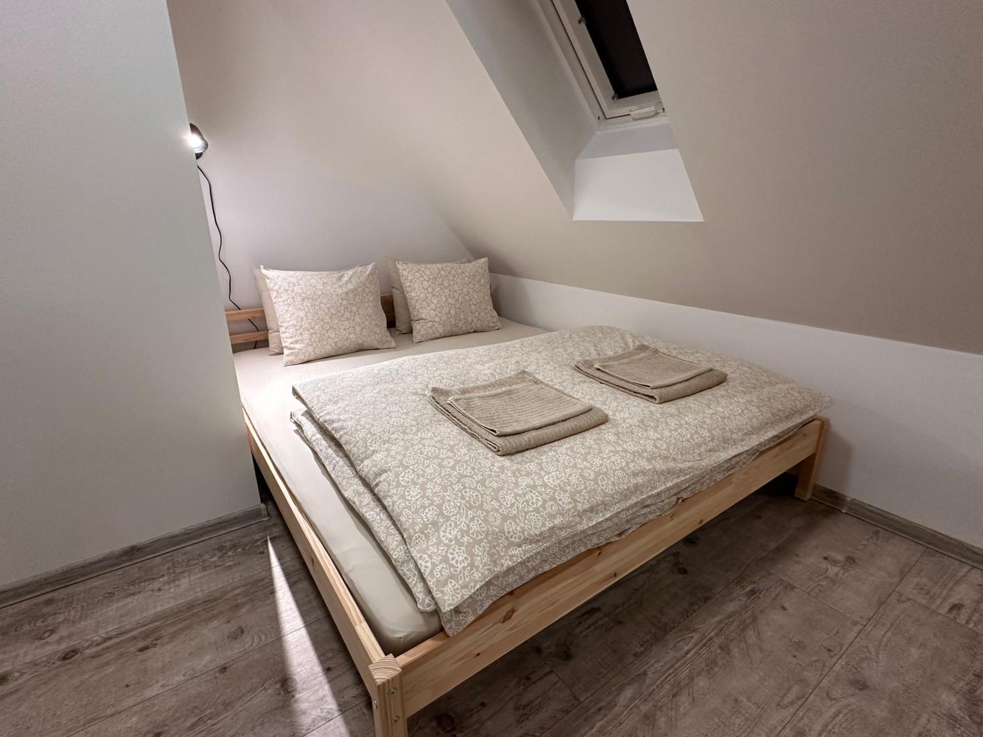 Apartmany Monastery Suites Zirec Dvůr Králové nad Labem 外观 照片